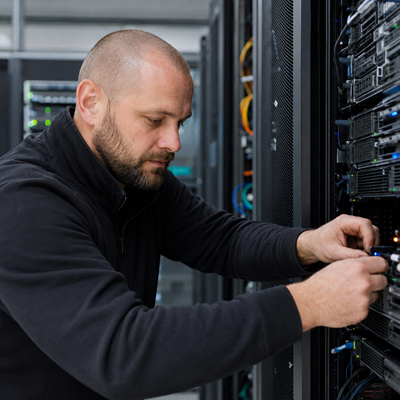 Frank Liefers aus der Redaktion von server-preis.de